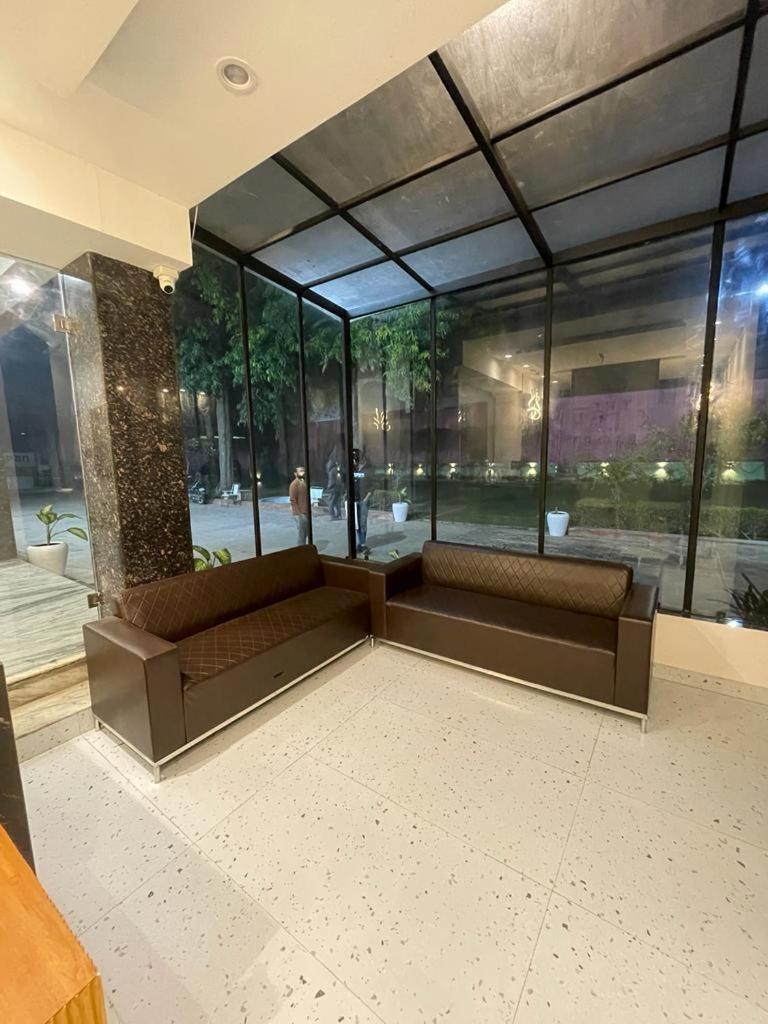 The Kedar Resort Mathura Esterno foto